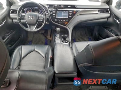 Zdjęcie 8 z 12 samochodu: 2019 TOYOTA CAMRY L VIN:4T1B11HK2KU178081 - miniatura