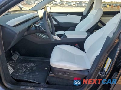 Zdjęcie 7 z 12 samochodu: 2026 TESLA MODEL Y VIN:7SAYGDEE9TA406231 - miniatura