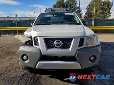 Piąte zdjęcie samochodu w środku: 2014 NISSAN XTERRA X VIN:5N1AN0NW9EN809019 - miniatura
