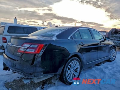 Trzecie zdjęcie samochodu z tyłu: 2018 FORD TAURUS LIMITED VIN:1FAHP2F8XJG115002 - miniatura