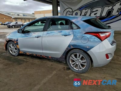 Drugie zdjęcie samochodu z przodu: 2016 HYUNDAI ELANTRA GT VIN:KMHD35LH3GU305398 - miniatura