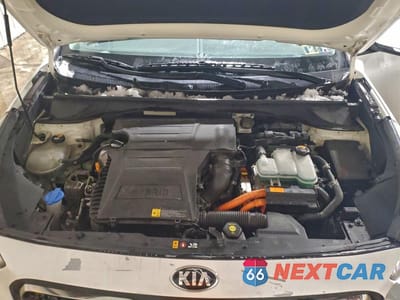 Zdjęcie 12 z 13 samochodu: 2017 KIA NIRO EX VIN:KNDCC3LC3H5095812 - miniatura