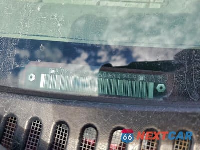 Zdjęcie 13 z 13 samochodu: 2004 GMC YUKON XL C1500 VIN:3GKEC16Z14G334259 - miniatura