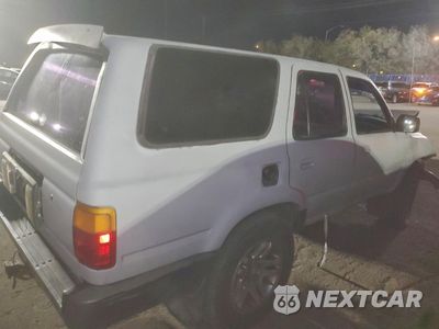 Trzecie zdjęcie samochodu z tyłu: 1991 TOYOTA 4RUNNER VN VIN:JT3VN39WXM8013558 - miniatura