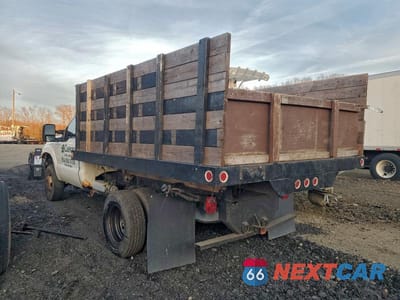 Drugie zdjęcie samochodu z przodu: 2013 FORD F350 SUPER DUTY VIN:1FDRF3H65DEB21871 - miniatura