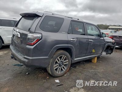Trzecie zdjęcie samochodu z tyłu: 2018 TOYOTA 4RUNNER SR5/SR5 PREMIUM VIN:JTEBU5JR0J5498515 - miniatura