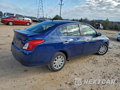 Trzecie zdjęcie samochodu z tyłu: 2019 NISSAN VERSA S VIN:3N1CN7AP5KL875120 - miniatura