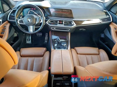 Zdjęcie 8 z 13 samochodu: 2019 BMW X5 XDRIVE50I VIN:5UXJU2C5XKLN65951 - miniatura