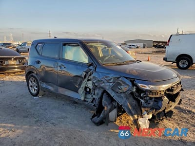 Czwarte zdjęcie samochodu z boku: 2022 KIA SOUL LX VIN:KNDJ23AU6N7821085 - miniatura