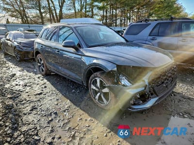 Czwarte zdjęcie samochodu z boku: 2023 AUDI Q5 PRESTIGE 45 VIN:WA1FAAFY9P2158808 - miniatura
