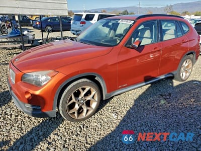 2013 BMW X1 SDRIVE28I WBAVM1C54DVW42511 - główne zdjęcie licytacji z USA - miniatura