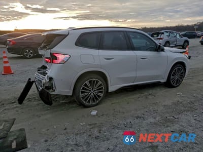 Trzecie zdjęcie samochodu z tyłu: 2024 BMW X1 XDRIVE28I VIN:WBX73EF08R5Z63466 - miniatura