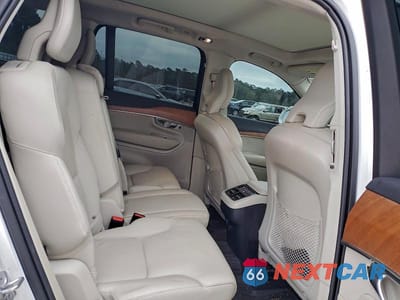 Zdjęcie 11 z 14 samochodu: 2022 VOLVO XC90 T6 MOMENTUM VIN:YV4A22PK0N1830753 - miniatura