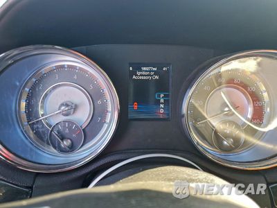 Zdjęcie 9 z 13 samochodu: 2013 CHRYSLER 300C VIN:2C3CCAEG5DH606089 - miniatura