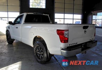 Czwarte zdjęcie samochodu z boku: 2017 NISSAN TITAN S VIN:1N6AA1R87HN548279 - miniatura