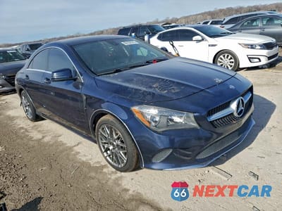 Czwarte zdjęcie samochodu z boku: 2017 MERCEDES-BENZ CLA 250 VIN:WDDSJ4EB0HN457516 - miniatura