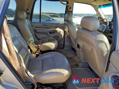 Zdjęcie 11 z 13 samochodu: 2000 LINCOLN NAVIGATOR VIN:5LMFU28A8YLJ19490 - miniatura