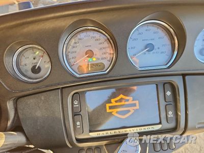 Zdjęcie 7 z 8 samochodu: 2018 HARLEY-DAVIDSON FLHX STREET GLIDE VIN:1HD1KBC15JB635718 - miniatura