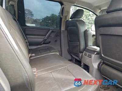 Zdjęcie 10 z 11 samochodu: 2007 NISSAN TITAN XE VIN:1N6AA07AX7N241820 - miniatura