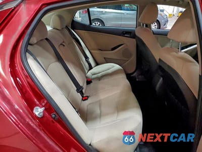 Zdjęcie 10 z 13 samochodu: 2015 KIA OPTIMA LX VIN:5XXGM4A70FG516730 - miniatura