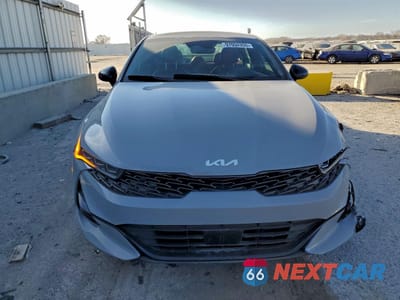 Piąte zdjęcie samochodu w środku: 2024 KIA K5 GT LINE VIN:5XXG64J25RG249104 - miniatura