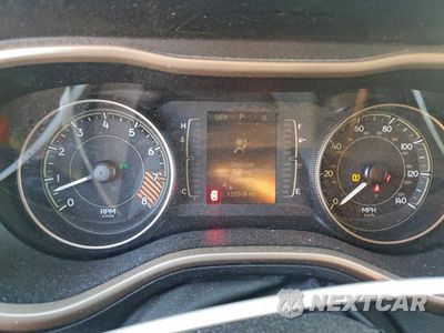Zdjęcie 9 z 13 samochodu: 2014 JEEP CHEROKEE LATITUDE VIN:1C4PJMCSXEW317532 - miniatura