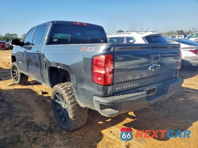Drugie zdjęcie samochodu z przodu: 2017 CHEVROLET SILVERADO K1500 4WD 2LT VIN:3GCUKREC2HG504057 - miniatura