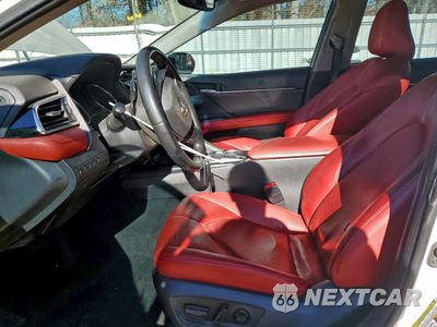 Zdjęcie 7 z 14 samochodu: 2018 TOYOTA CAMRY XSE VIN:4T1B61HK1JU150126 - miniatura