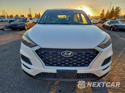 Piąte zdjęcie samochodu w środku: 2020 HYUNDAI TUCSON SE VIN:KM8J23A48LU116878 - miniatura