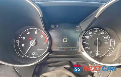 Zdjęcie 9 z 11 samochodu: 2019 ALFA ROMEO GIULIA VIN:ZARFAMAN7K7621972 - miniatura