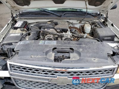 Zdjęcie 11 z 12 samochodu: 2005 CHEVROLET SILVERADO K3500 VIN:1GCJK33275F884925 - miniatura