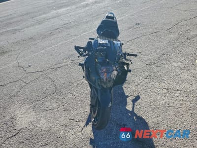 Piąte zdjęcie samochodu w środku: 2004 SUZUKI GSX-R600 K VIN:JS1GN7CA842106049 - miniatura