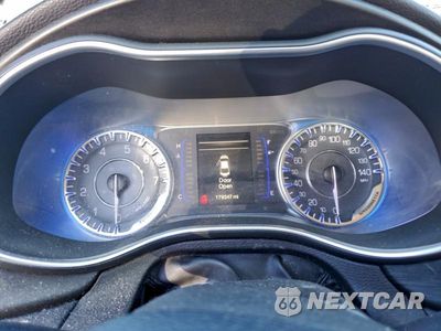 Zdjęcie 9 z 12 samochodu: 2015 CHRYSLER 200 LIMITED VIN:1C3CCCAB9FN619170 - miniatura