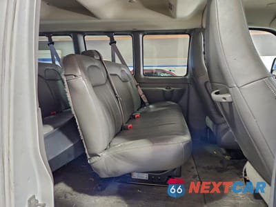 Zdjęcie 11 z 12 samochodu: 2023 CHEVROLET EXPRESS G3500 LS PASSENGER VAN VIN:1GAZGNFP6P1109726 - miniatura