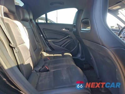 Zdjęcie 10 z 12 samochodu: 2019 MERCEDES-BENZ CLA 250 VIN:WDDSJ4EB4KN772245 - miniatura