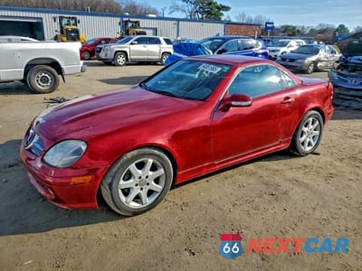 2004 MERCEDES-BENZ SLK WDBKK49F34F302434 - główne zdjęcie licytacji z USA - miniatura