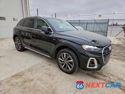 Czwarte zdjęcie samochodu z boku: 2022 AUDI Q5 PREMIUM PLUS 45 VIN:WA1EAAFY1N2104301 - miniatura