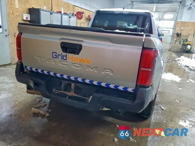 Zdjęcie 6 z 12 samochodu: 2024 TOYOTA TACOMA XTRACAB VIN:3TYJDAHN2RT008095 - miniatura