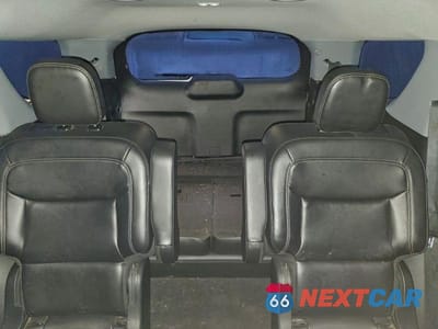 Zdjęcie 10 z 14 samochodu: 2023 FORD EXPLORER XLT VIN:1FMSK8DH5PGA38578 - miniatura