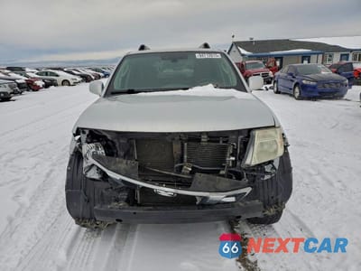 Piąte zdjęcie samochodu w środku: 2011 NISSAN PATHFINDER S VIN:5N1AR1NB9BC626010 - miniatura
