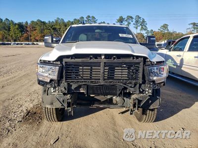 Piąte zdjęcie samochodu w środku: 2024 RAM 2500 TRADESMAN VIN:3C6UR5HJ5RG410990 - miniatura