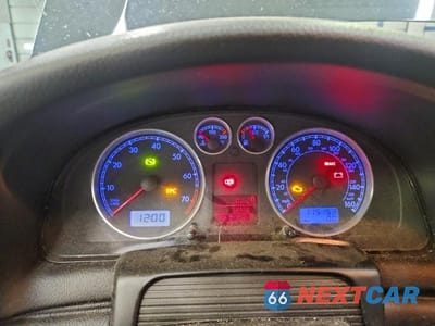 Zdjęcie 9 z 11 samochodu: 2003 VOLKSWAGEN PASSAT VIN:WVWTH63B63P283294 - miniatura