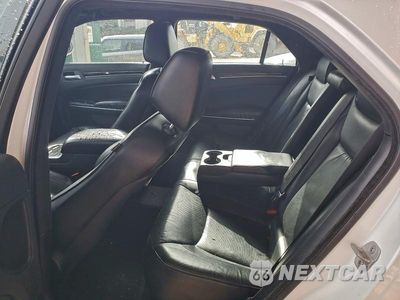 Zdjęcie 10 z 12 samochodu: 2011 CHRYSLER 300 LIMITED VIN:2C3CA5CG8BH528095 - miniatura