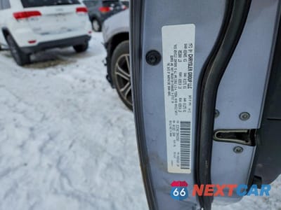 Zdjęcie 12 z 12 samochodu: 2011 CHRYSLER 300C VIN:2C3CA6CT3BH522563 - miniatura