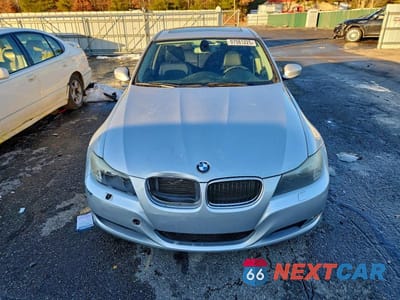 Piąte zdjęcie samochodu w środku: 2011 BMW 328 XI SULEV VIN:WBAPK5G52BNN80037 - miniatura