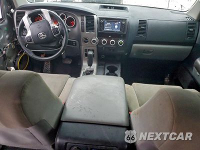 Zdjęcie 8 z 15 samochodu: 2017 TOYOTA SEQUOIA SR5 VIN:5TDBY5G17HS150130 - miniatura