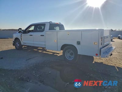 Drugie zdjęcie samochodu z przodu: 2023 FORD F350 SUPER DUTY UTILITY / SERVICE TRUCK VIN:1FD8W3GT9PED22843 - miniatura