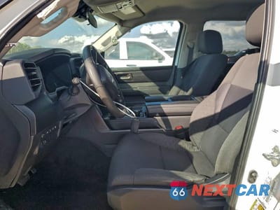 Zdjęcie 7 z 11 samochodu: 2024 TOYOTA TUNDRA CREWMAX SR VIN:5TFLA5AB7RX038966 - miniatura