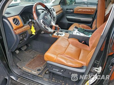 Zdjęcie 7 z 14 samochodu: 2019 TOYOTA TUNDRA CREWMAX 1794 VIN:5TFGY5F16KX246307 - miniatura