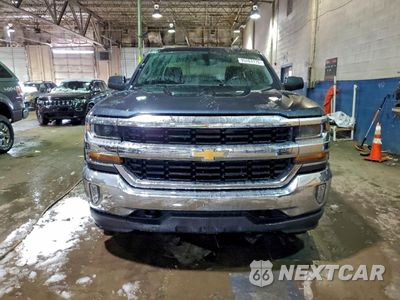 Piąte zdjęcie samochodu w środku: 2019 CHEVROLET SILVERADO LD K1500 LT VIN:2GCVKPEC0K1156445 - miniatura